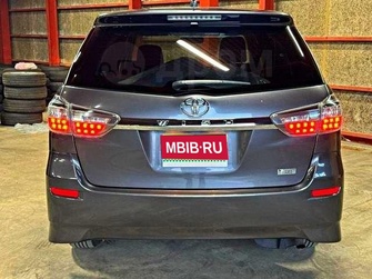 Toyota Wish II рестайлинг, 2017 год, 1 170 000 рублей, 1 фотография