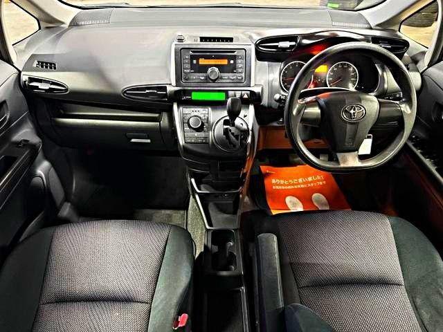 Toyota Wish II рестайлинг, 2017 год, 1 170 000 рублей, 11 фотография