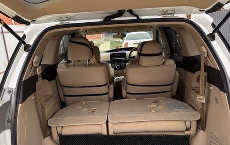 Toyota Estima III рестайлинг -2, 2012 год, 1 950 000 рублей, 8 фотография