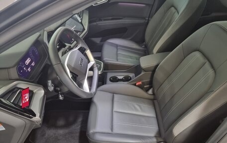 Audi Q4 e-tron, 2025 год, 5 500 000 рублей, 10 фотография