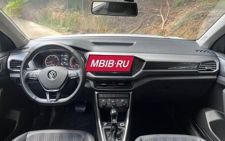 Volkswagen T-Cross I, 2021 год, 1 550 000 рублей, 8 фотография