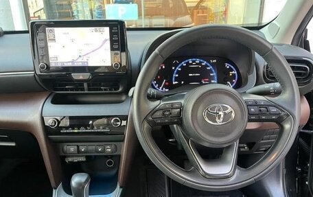 Toyota Yaris Cross, 2021 год, 1 670 000 рублей, 12 фотография