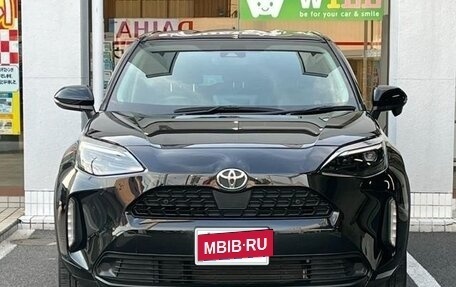 Toyota Yaris Cross, 2021 год, 1 670 000 рублей, 2 фотография
