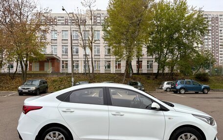 Hyundai Solaris II рестайлинг, 2017 год, 1 090 000 рублей, 4 фотография