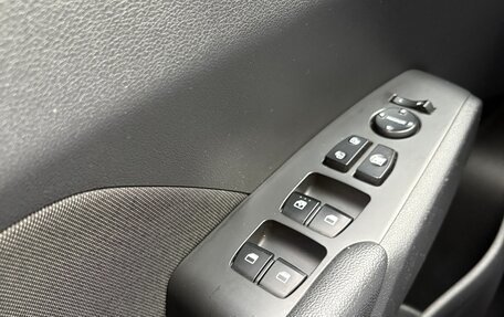 Hyundai Solaris II рестайлинг, 2017 год, 1 090 000 рублей, 11 фотография