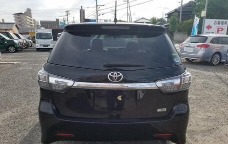 Toyota Wish II, 2016 год, 1 290 000 рублей, 4 фотография