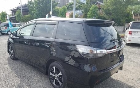 Toyota Wish II, 2016 год, 1 290 000 рублей, 3 фотография