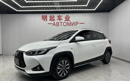 Toyota Yaris XP150 рестайлинг, 2021 год, 1 070 000 рублей, 1 фотография