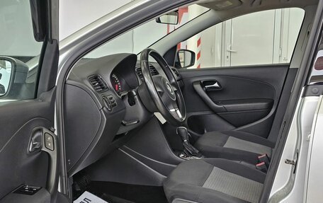 Volkswagen Polo VI (EU Market), 2012 год, 895 000 рублей, 10 фотография