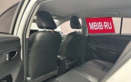 Toyota Yaris XP150 рестайлинг, 2021 год, 1 070 000 рублей, 12 фотография