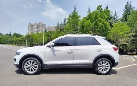 Volkswagen T-Roc I, 2022 год, 1 650 004 рублей, 7 фотография