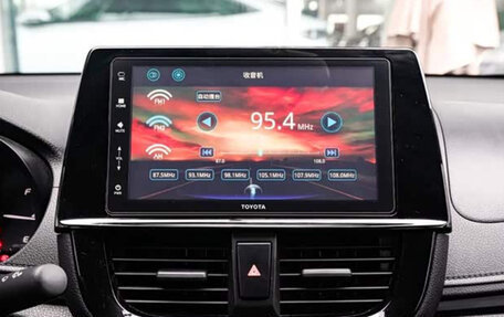 Toyota Vios III, 2022 год, 1 100 000 рублей, 12 фотография