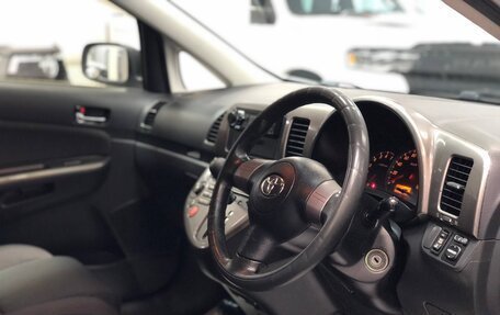 Toyota Wish II, 2003 год, 745 000 рублей, 13 фотография