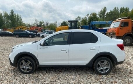 Renault Logan II, 2022 год, 1 300 000 рублей, 2 фотография