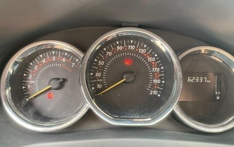 Renault Logan II, 2022 год, 1 300 000 рублей, 10 фотография