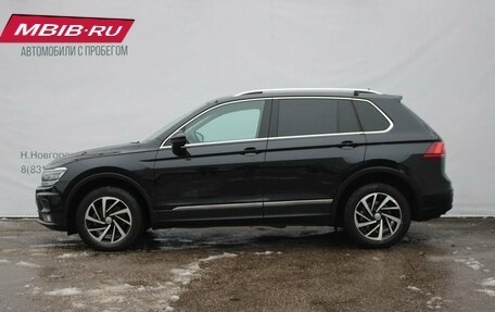 Volkswagen Tiguan II, 2018 год, 2 439 000 рублей, 2 фотография