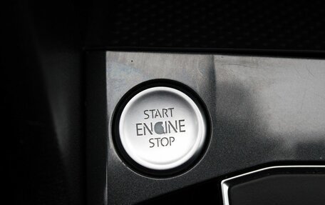 Volkswagen Tiguan II, 2018 год, 2 439 000 рублей, 25 фотография