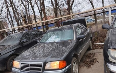 Mercedes-Benz C-Класс, 1994 год, 230 000 рублей, 3 фотография