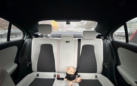 Mercedes-Benz A-Класс, 2019 год, 3 120 000 рублей, 4 фотография