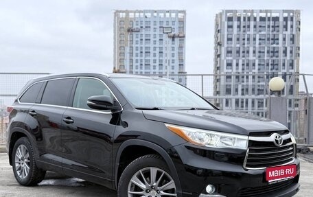 Toyota Highlander III, 2014 год, 2 698 000 рублей, 5 фотография