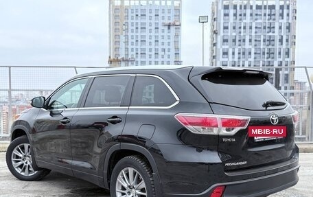 Toyota Highlander III, 2014 год, 2 698 000 рублей, 9 фотография