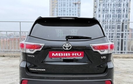 Toyota Highlander III, 2014 год, 2 698 000 рублей, 8 фотография