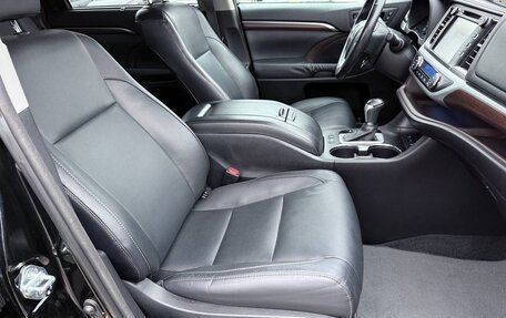 Toyota Highlander III, 2014 год, 2 698 000 рублей, 22 фотография