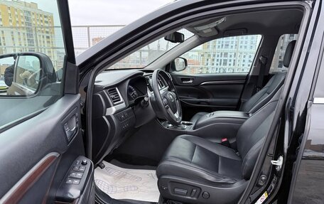 Toyota Highlander III, 2014 год, 2 698 000 рублей, 25 фотография