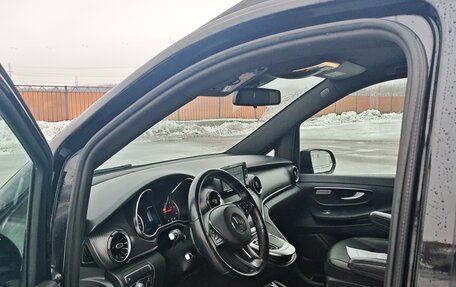 Mercedes-Benz V-Класс, 2021 год, 6 500 000 рублей, 6 фотография