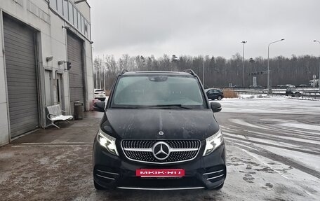 Mercedes-Benz V-Класс, 2021 год, 6 500 000 рублей, 8 фотография