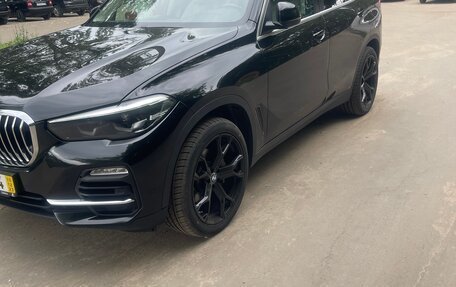 BMW X5, 2019 год, 5 850 000 рублей, 2 фотография