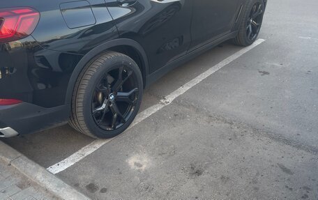 BMW X5, 2019 год, 5 850 000 рублей, 4 фотография