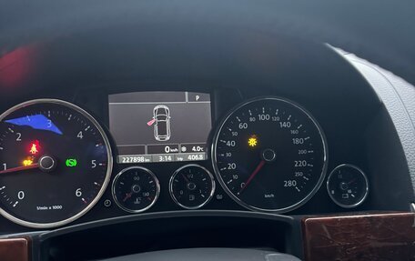 Volkswagen Touareg III, 2007 год, 1 400 000 рублей, 11 фотография