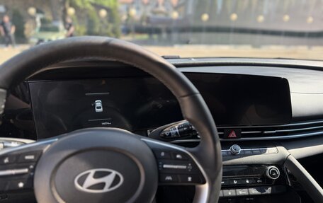 Hyundai Elantra, 2024 год, 2 199 000 рублей, 12 фотография