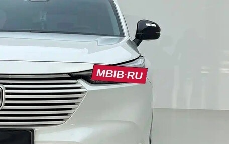 Honda Vezel, 2022 год, 1 310 000 рублей, 12 фотография