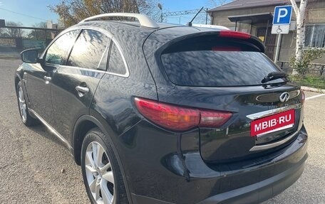 Infiniti QX70, 2015 год, 1 925 000 рублей, 6 фотография