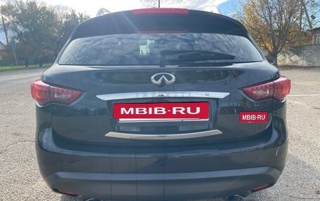 Infiniti QX70, 2015 год, 1 925 000 рублей, 7 фотография