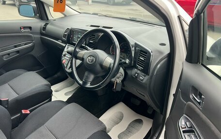 Toyota Wish II, 2003 год, 909 000 рублей, 10 фотография