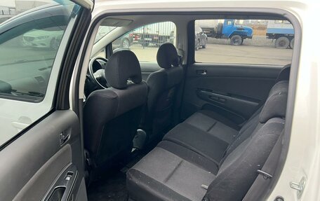 Toyota Wish II, 2003 год, 909 000 рублей, 18 фотография