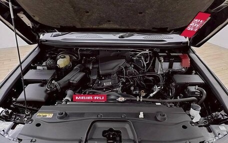 Toyota Land Cruiser Prado, 2024 год, 7 400 000 рублей, 10 фотография