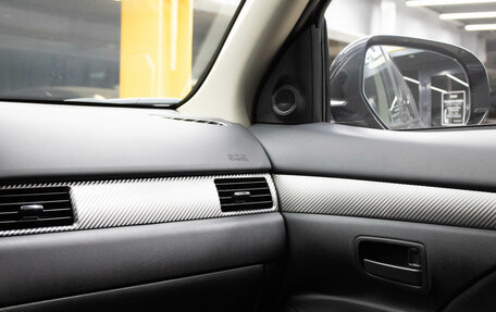 Mitsubishi Outlander III рестайлинг 3, 2015 год, 1 769 000 рублей, 9 фотография