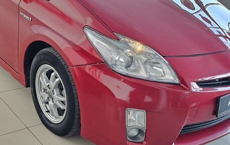 Toyota Prius, 2011 год, 1 075 000 рублей, 4 фотография