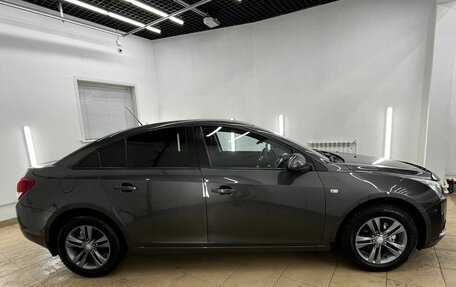 Chevrolet Cruze II, 2011 год, 797 000 рублей, 6 фотография