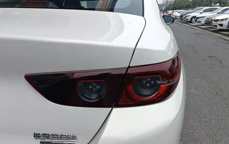 Mazda 3, 2022 год, 1 372 500 рублей, 8 фотография