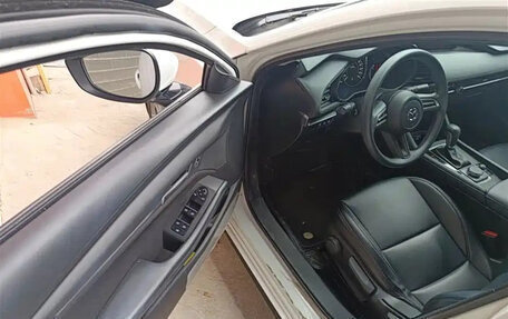 Mazda 3, 2022 год, 1 372 500 рублей, 10 фотография