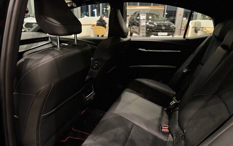 Toyota Camry, 2025 год, 4 750 000 рублей, 21 фотография