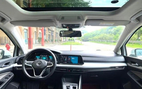 Volkswagen Golf VIII, 2021 год, 1 590 000 рублей, 8 фотография