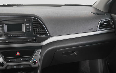 Hyundai Elantra VI рестайлинг, 2017 год, 1 569 000 рублей, 14 фотография