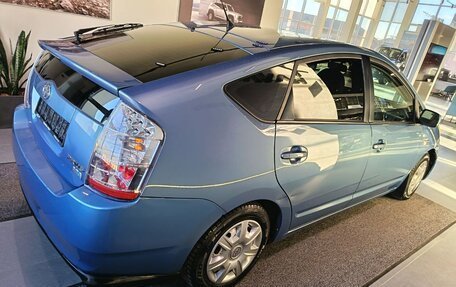 Toyota Prius, 2008 год, 630 000 рублей, 8 фотография