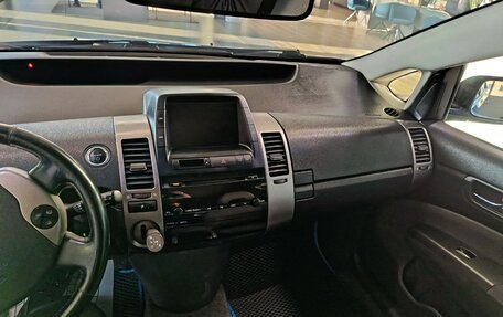 Toyota Prius, 2008 год, 630 000 рублей, 20 фотография